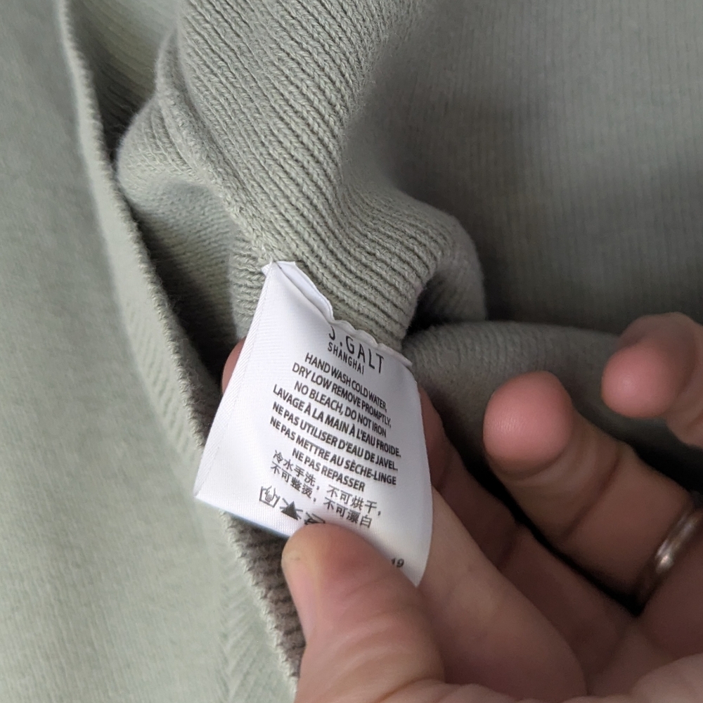 Brandy Melville John Galt Cropped Cardigan - Picture 8 of 8
